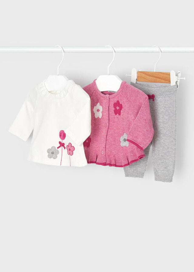 Completo tre pezzi con giacchino Flower per neonata Mayoral